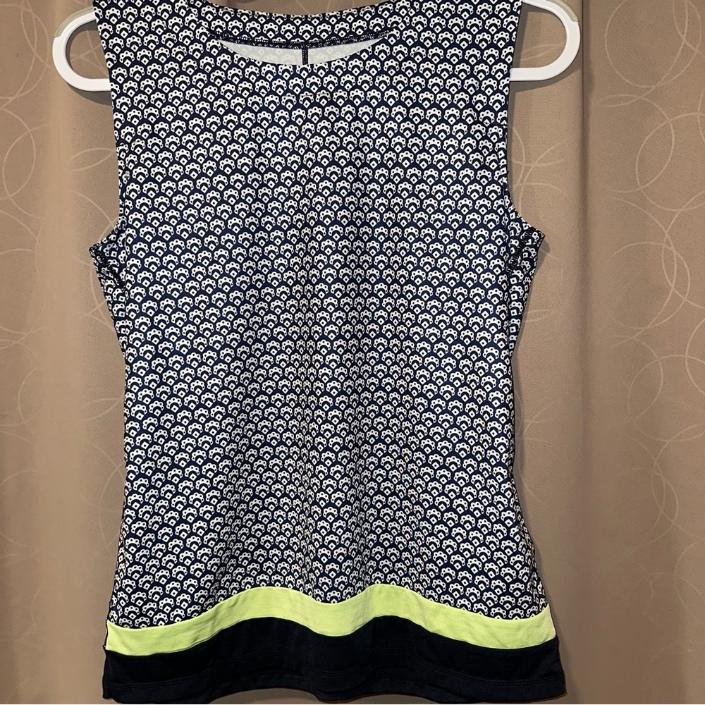 T by Talbots Womens Navy White Geometric Floral UPF 50 Sleeveless Top Size Small